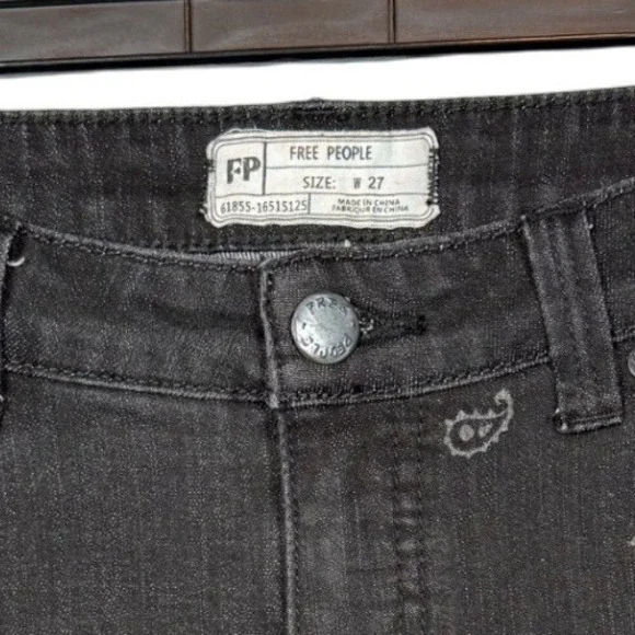FREE PEOPLE Denim Super Flare Bandana Jeans, Black, Distressed Hem, Size 27 - Picture 9 of 10